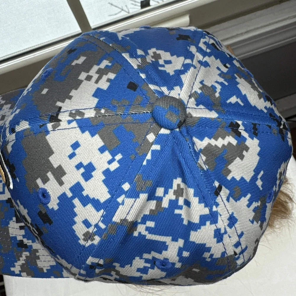 Baltimore Orioles Digital Camouflage Hat‎ With Swinging Mascot L/XL FITTED
